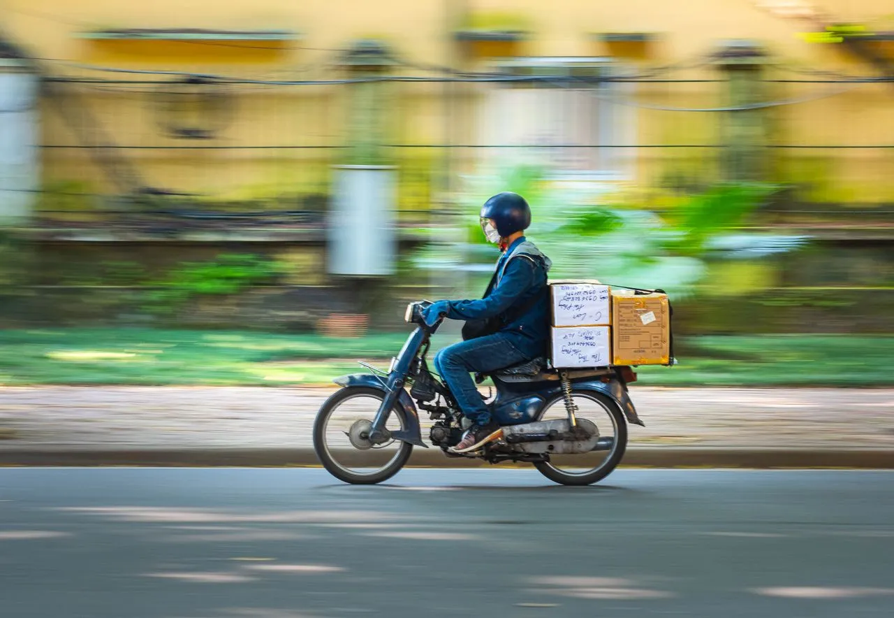 Sameday Kurier – Schnelle Expresslieferungen mit Timezone Logistics